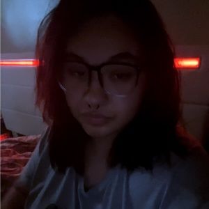 Meet your Posher, Lilith